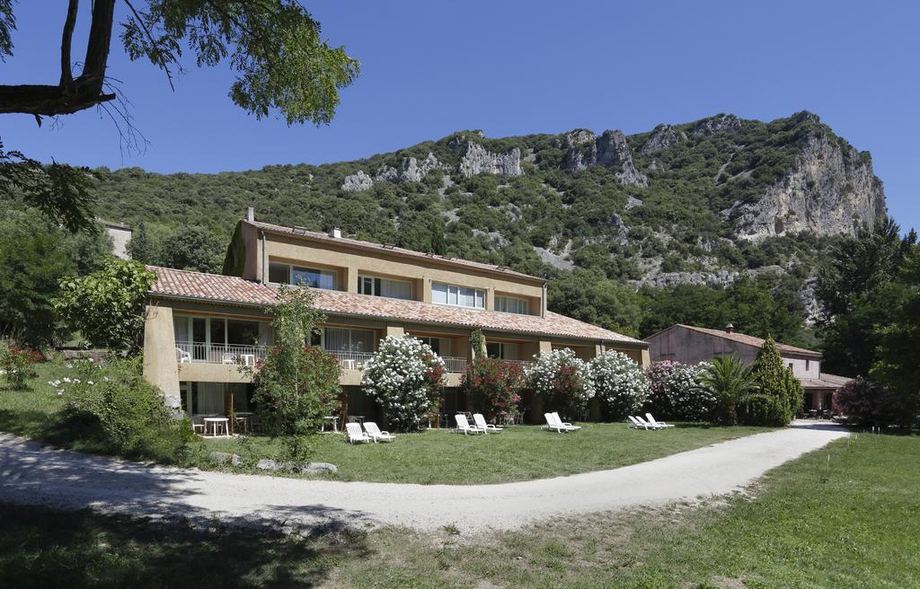 Vacanceole - Le Domaine De Chames - Pont D'Arc ヴァロン・ポン・ダルク エクステリア 写真