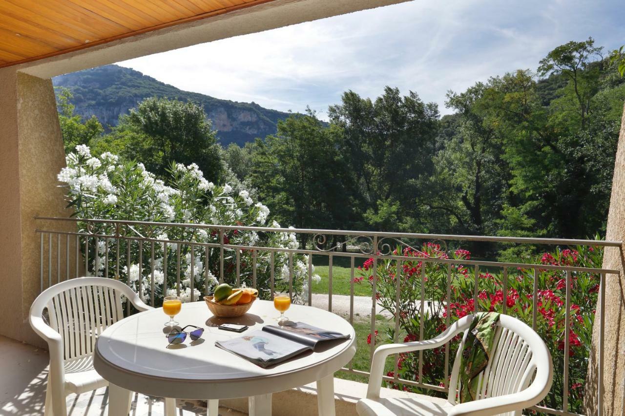 Vacanceole - Le Domaine De Chames - Pont D'Arc ヴァロン・ポン・ダルク エクステリア 写真